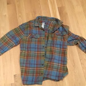 NWOT Patagonia Flannel size large